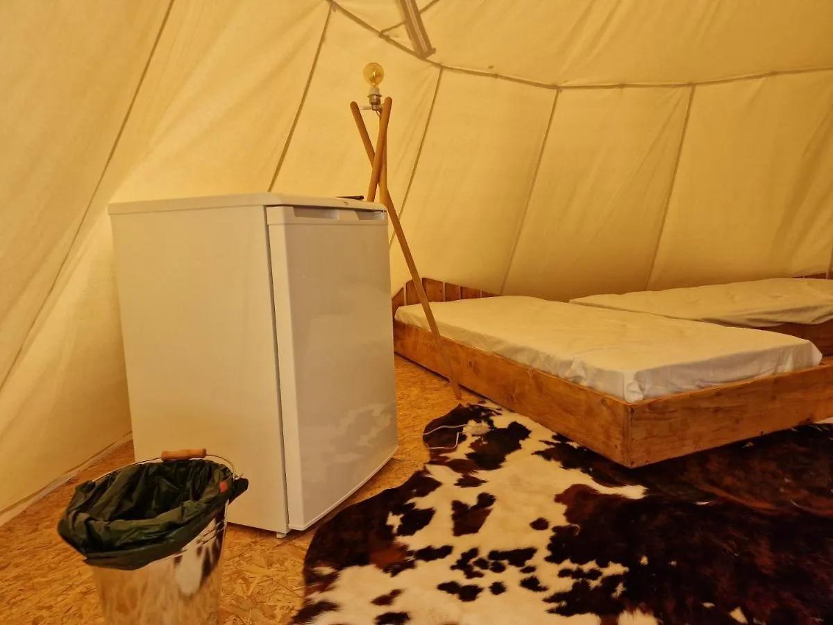 Les Tipis Du Beaufortain Beaufort  France