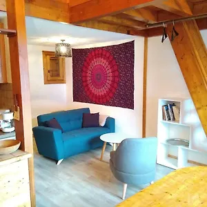 Lumineux Avec Balcon à Arêches Beaufort Appartement
